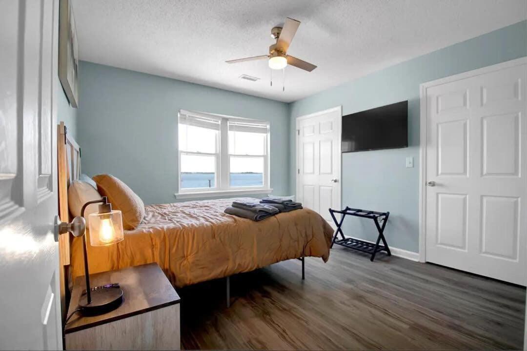 Surf City Serene Waterfront Vacation Home Buitenkant foto