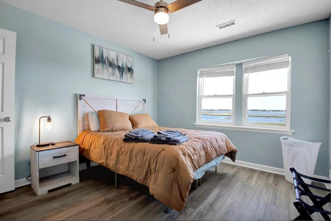 Surf City Serene Waterfront Vacation Home Buitenkant foto